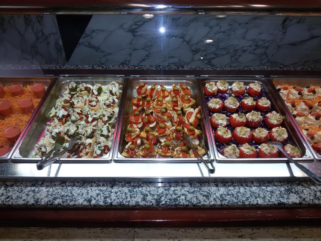 埃及艳后Spa酒店 滨海略雷特 外观 照片